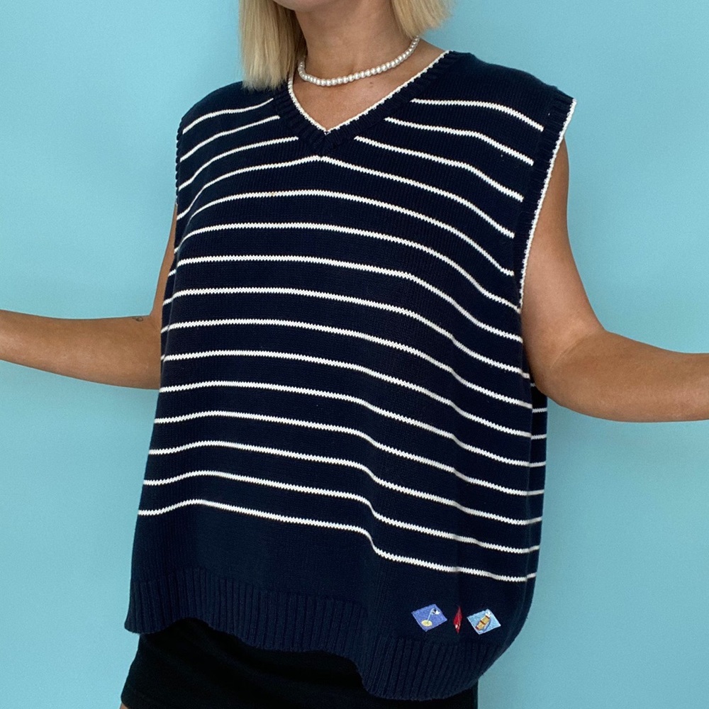 STRIPED SWEATER VEST